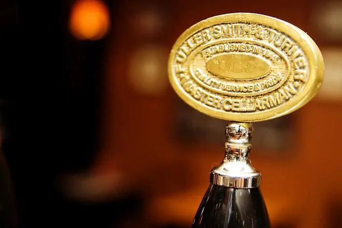 The Swan Inn Pub Isleworth 3*,  Reino Unido